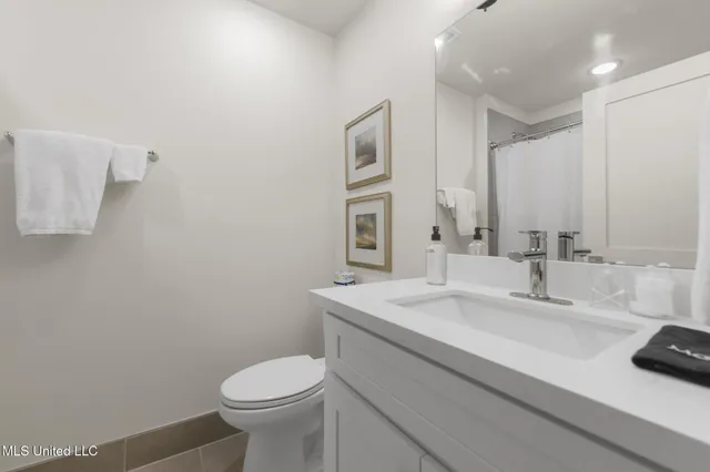 $469,000 | 315 Main Street, Unit H, Bay St. Louis, MS 39520