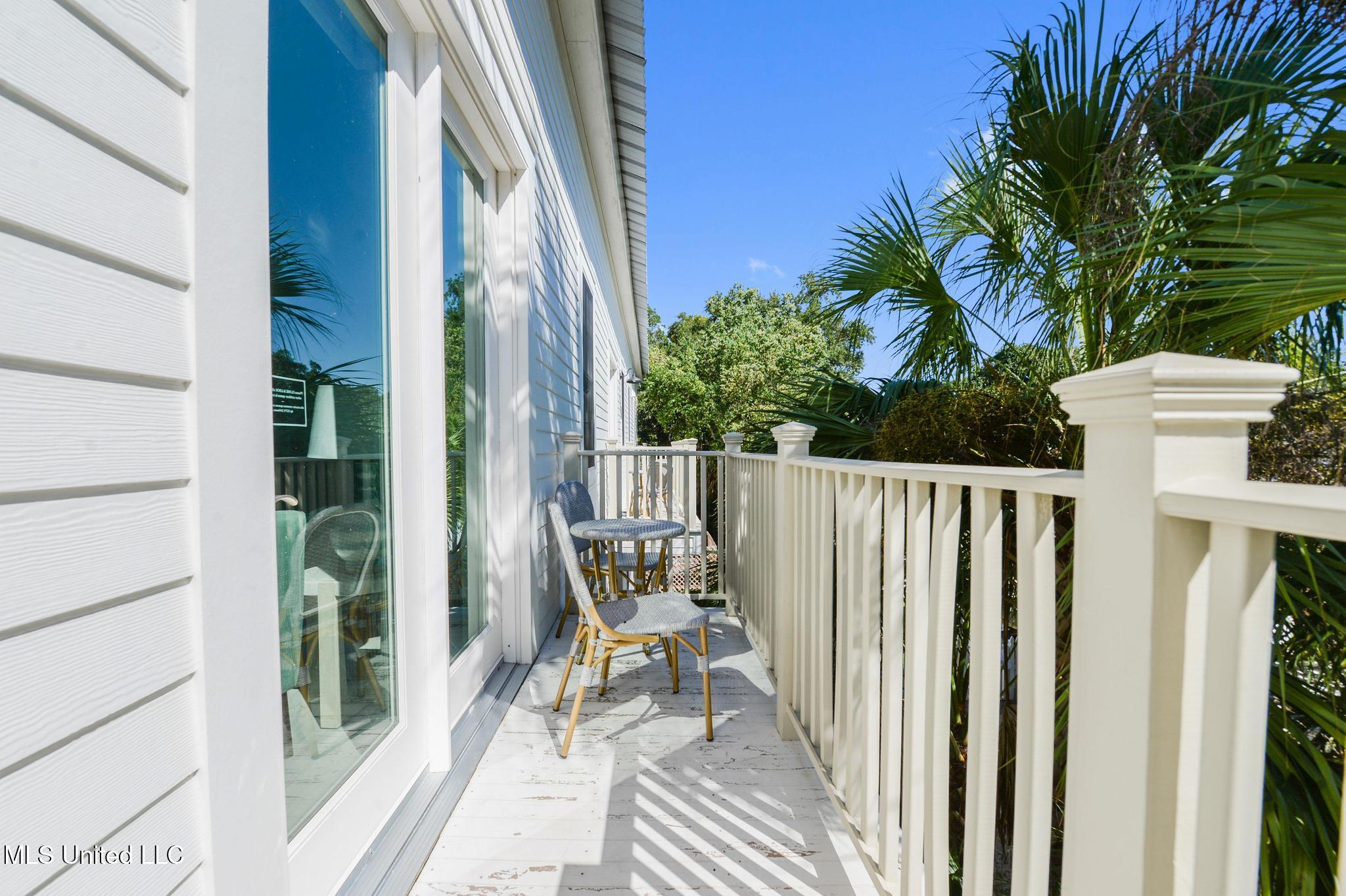 315 Main Street, Unit H Bay St. Louis, MS 39520 - Photo 25 of 32 024 - Copy