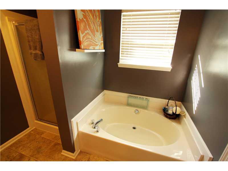 5009 Melbourne Road Indianapolis, IN 46228 - Photo 10 of 13 Gallery Image 10