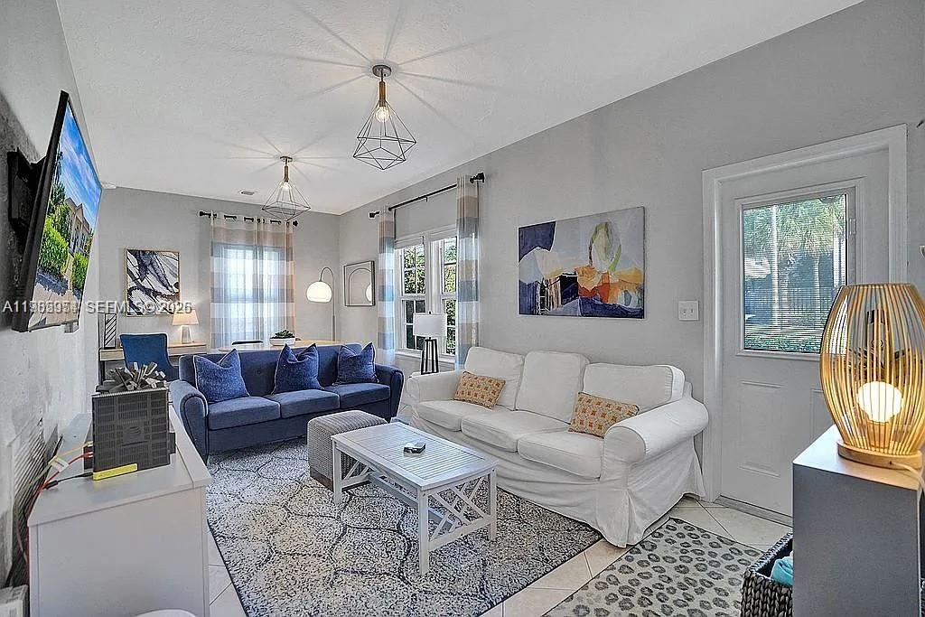 8900 Harding Avenue Surfside, FL 33154 - Photo 5 of 25