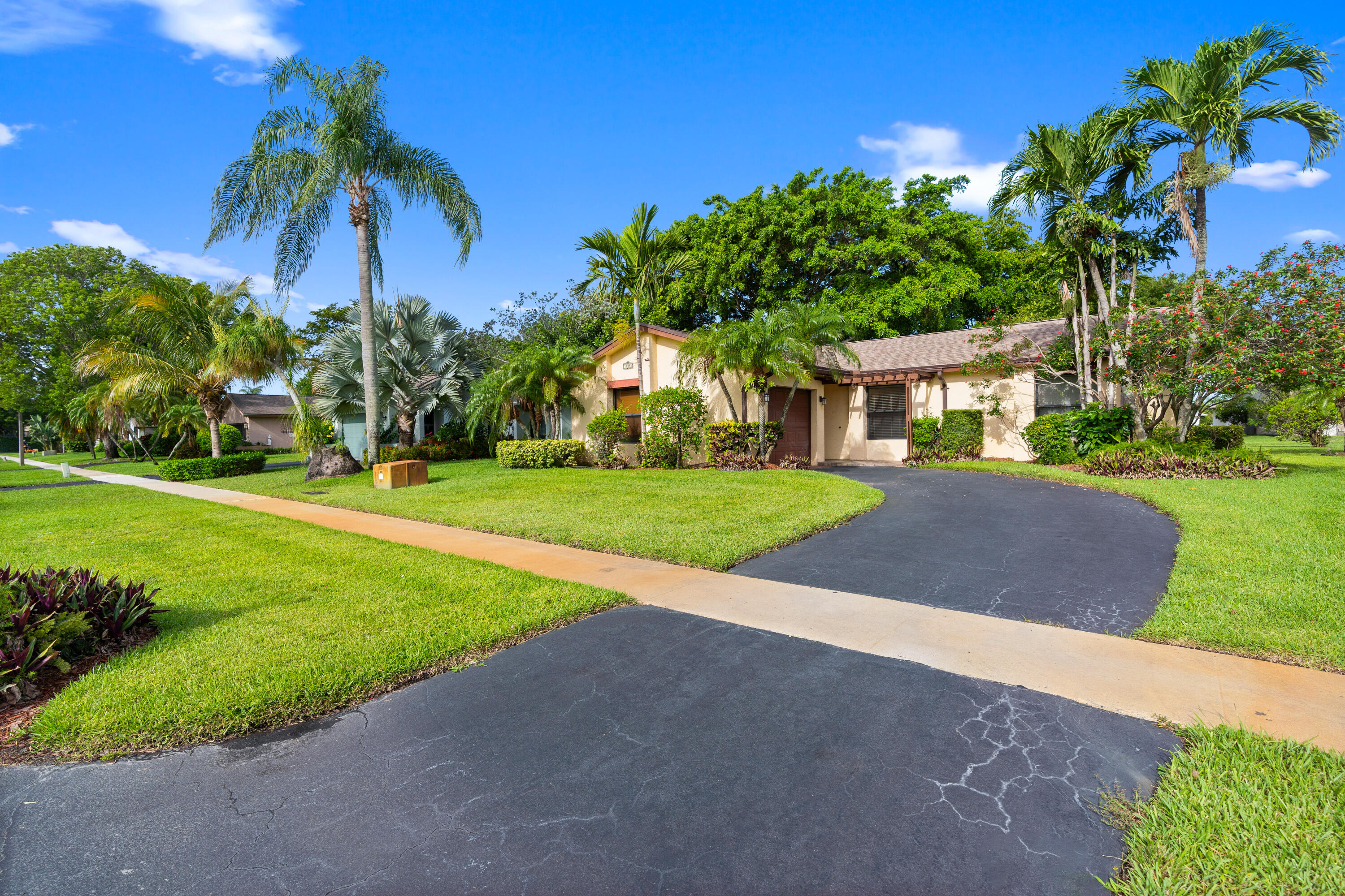 18051 104th Terrace South Boca Raton, FL 33498 - Photo 29 of 36 DSC07989