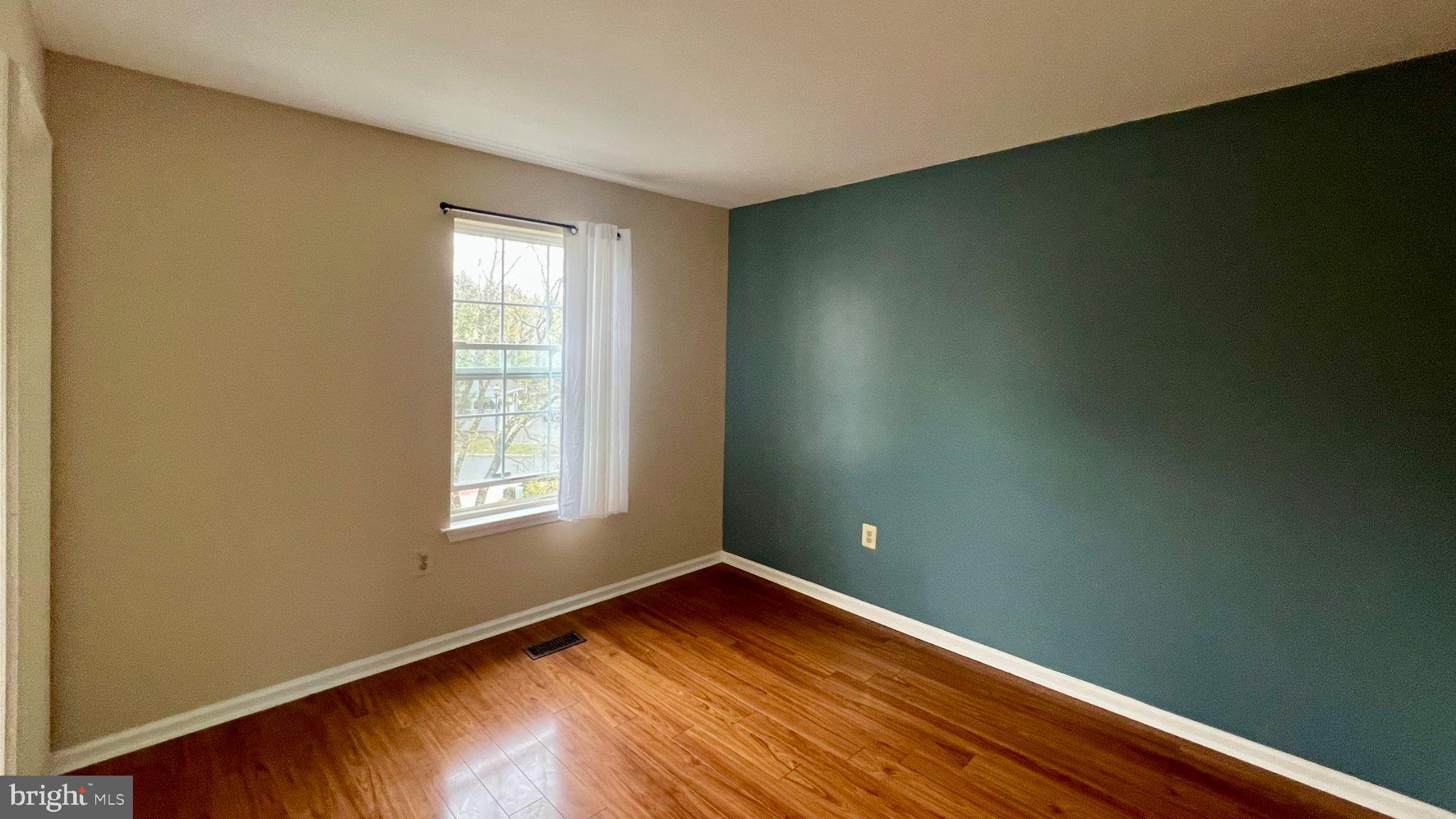 2 Halstead Place Princeton, NJ 08540 - Photo 13 of 17 Bright and airy room with charm.