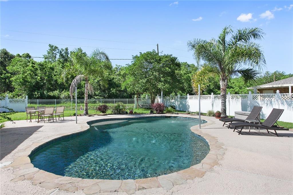 208 Somerset Road Laplace, LA 70068 - Photo 15 of 16 Gallery Image 15