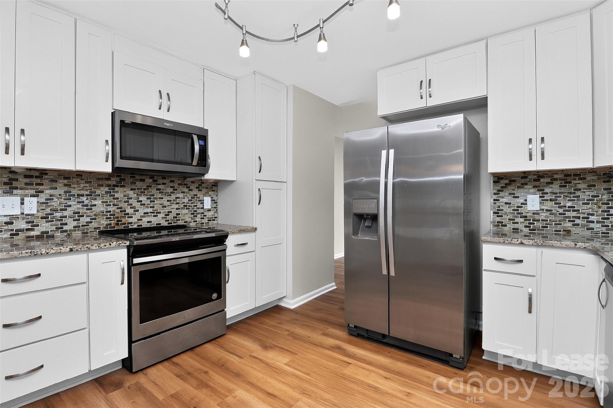 11122 5 Cedars Road Charlotte, NC 28226 - Photo 8 of 21 Gallery Image 8