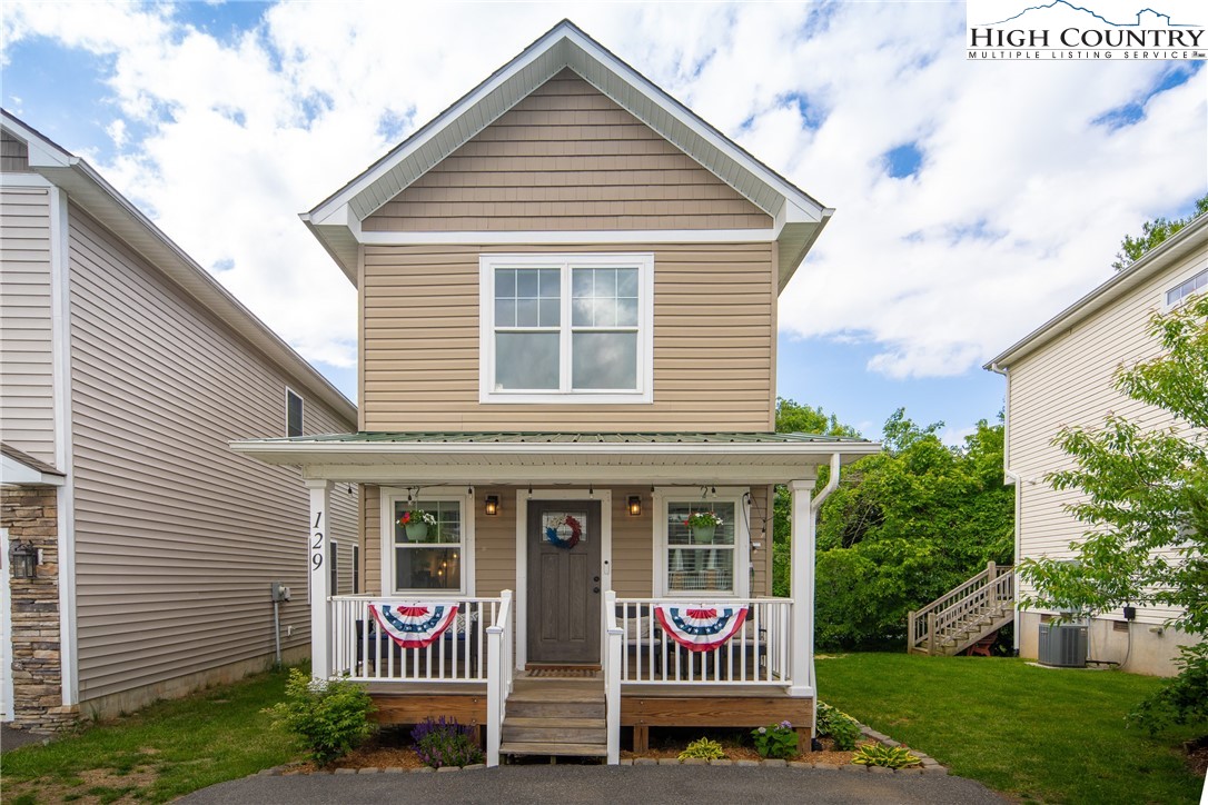 129 Stratford Lane Boone, NC 28607 - Photo 2 of 30