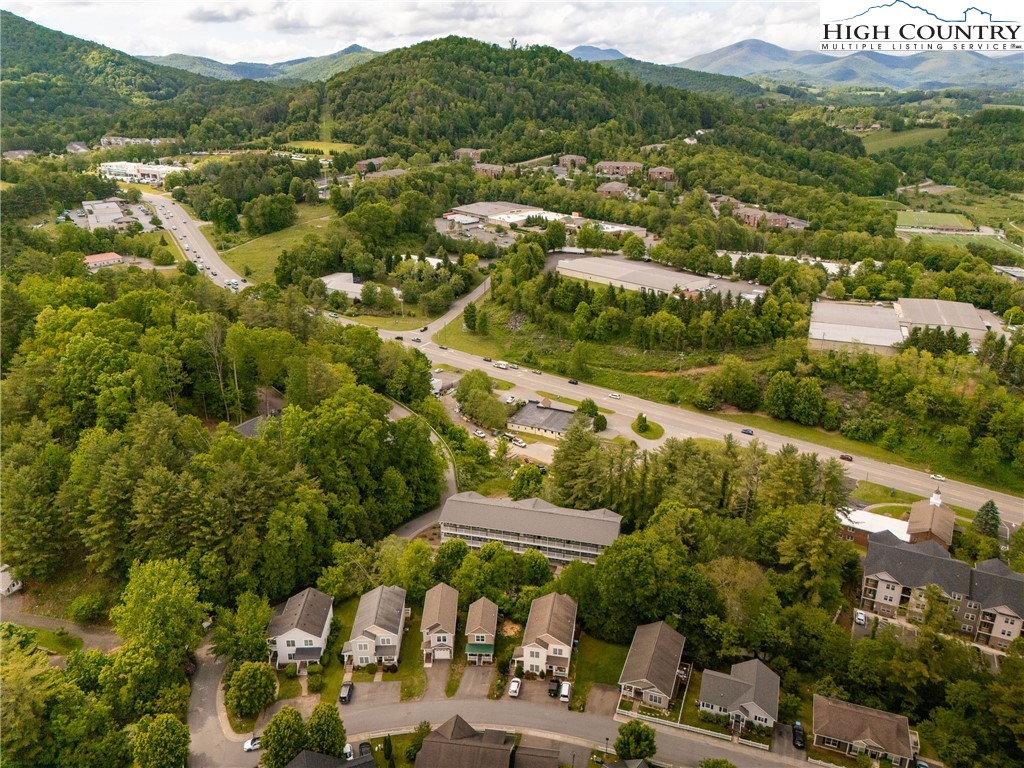 129 Stratford Lane Boone, NC 28607 - Photo 28 of 30
