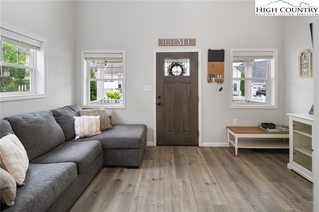 129 Stratford Lane Boone, NC 28607 - Photo 8 of 30