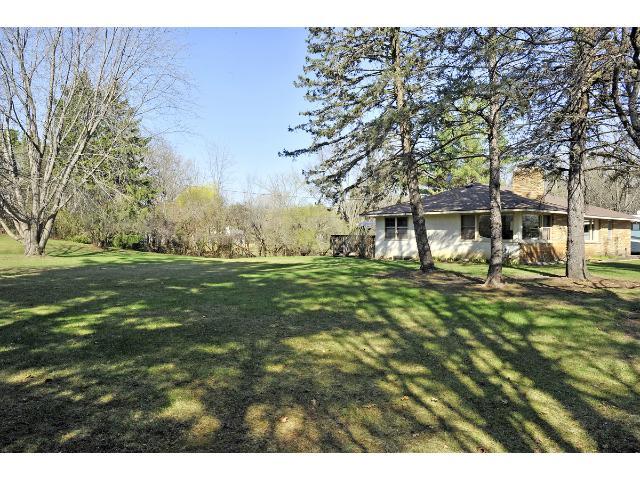 565 Ferndale Road North Wayzata, MN 55391 - Photo 3 of 15