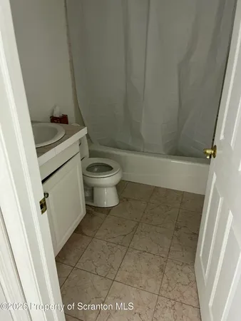 $950 | 436 Ziegler Street, Dupont, PA 18641