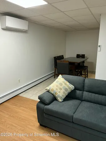$950 | 436 Ziegler Street, Dupont, PA 18641