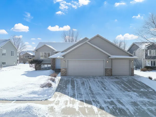 $450,000 | 3782 David Lane Southwest, Rochester, MN 55902