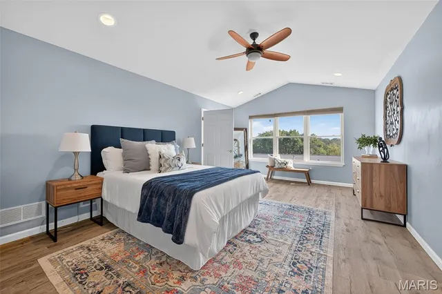 $750,000 | 4931 Theiss Road, St. Louis, MO 63128