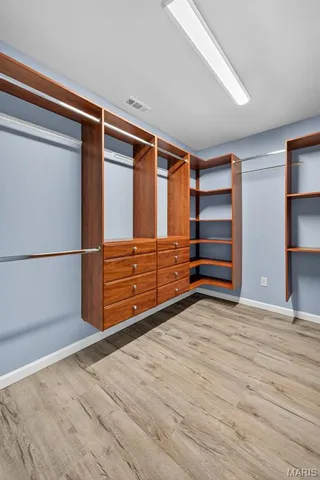 $750,000 | 4931 Theiss Road, St. Louis, MO 63128