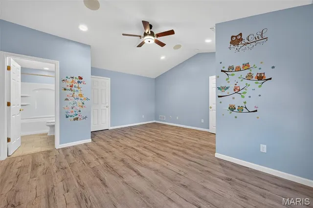 $750,000 | 4931 Theiss Road, St. Louis, MO 63128