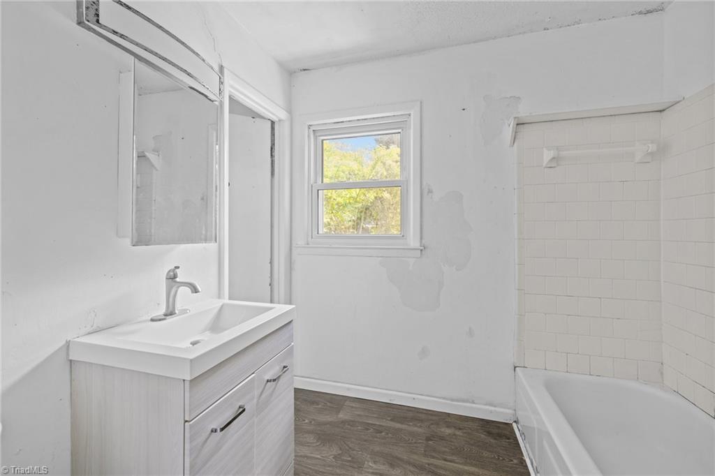 2512 Friendly Trail Raleigh, NC 27610 - Photo 21 of 41