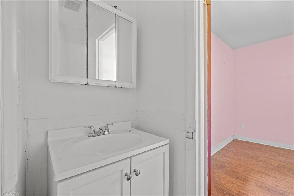 2512 Friendly Trail Raleigh, NC 27610 - Photo 26 of 41