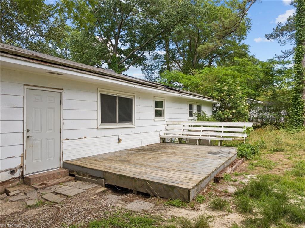 2512 Friendly Trail Raleigh, NC 27610 - Photo 34 of 41