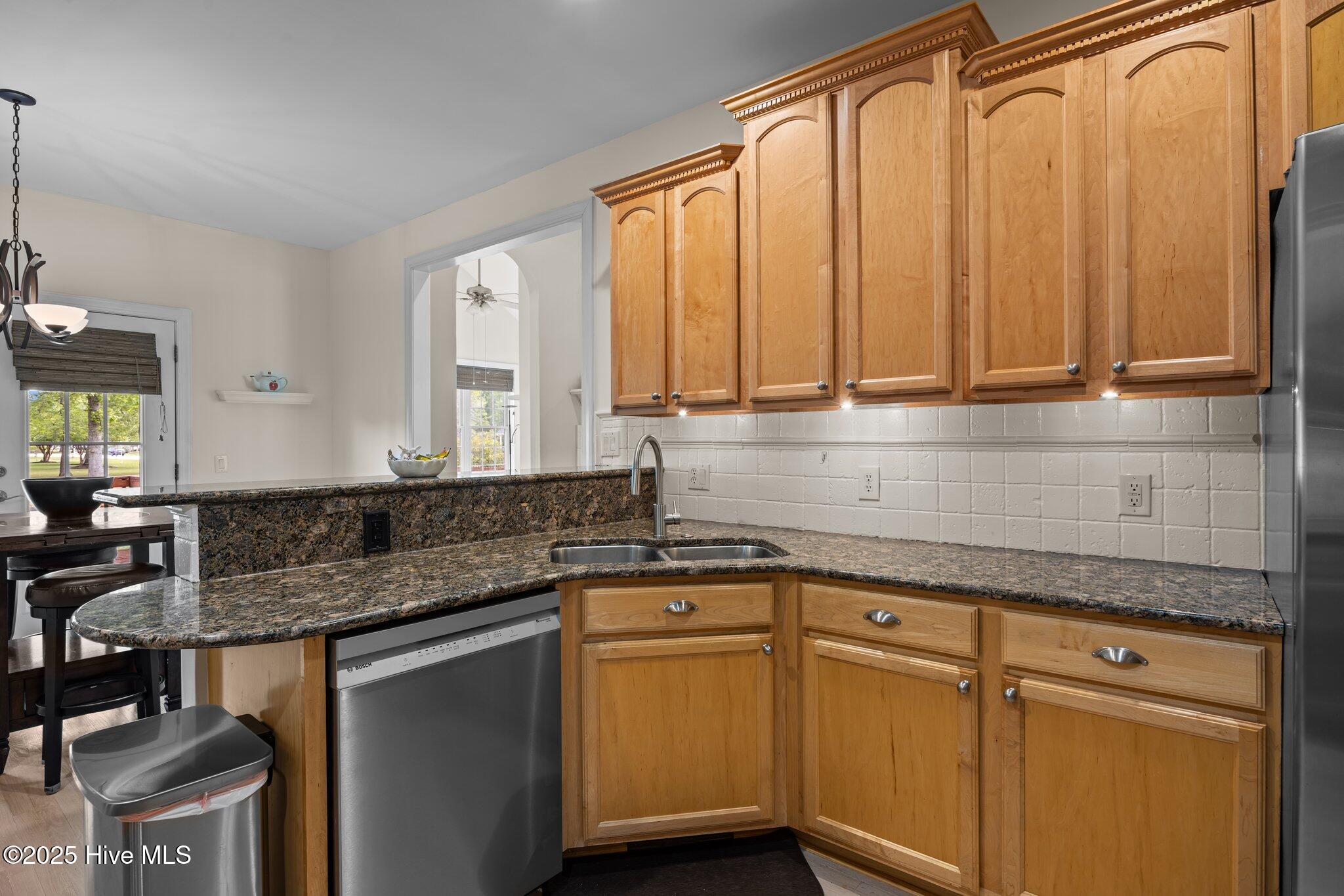 121 Evans Mill Road New Bern, NC 28562 - Photo 18 of 56 79-web-or-mls-0C0A4178