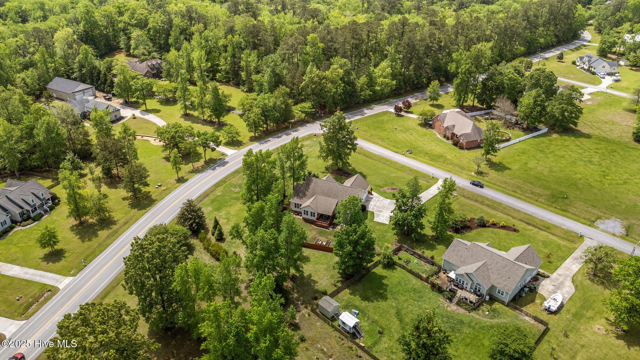 121 Evans Mill Road New Bern, NC 28562 - Photo 51 of 56 11-web-or-mls-DJI_20250423120542_0032_D