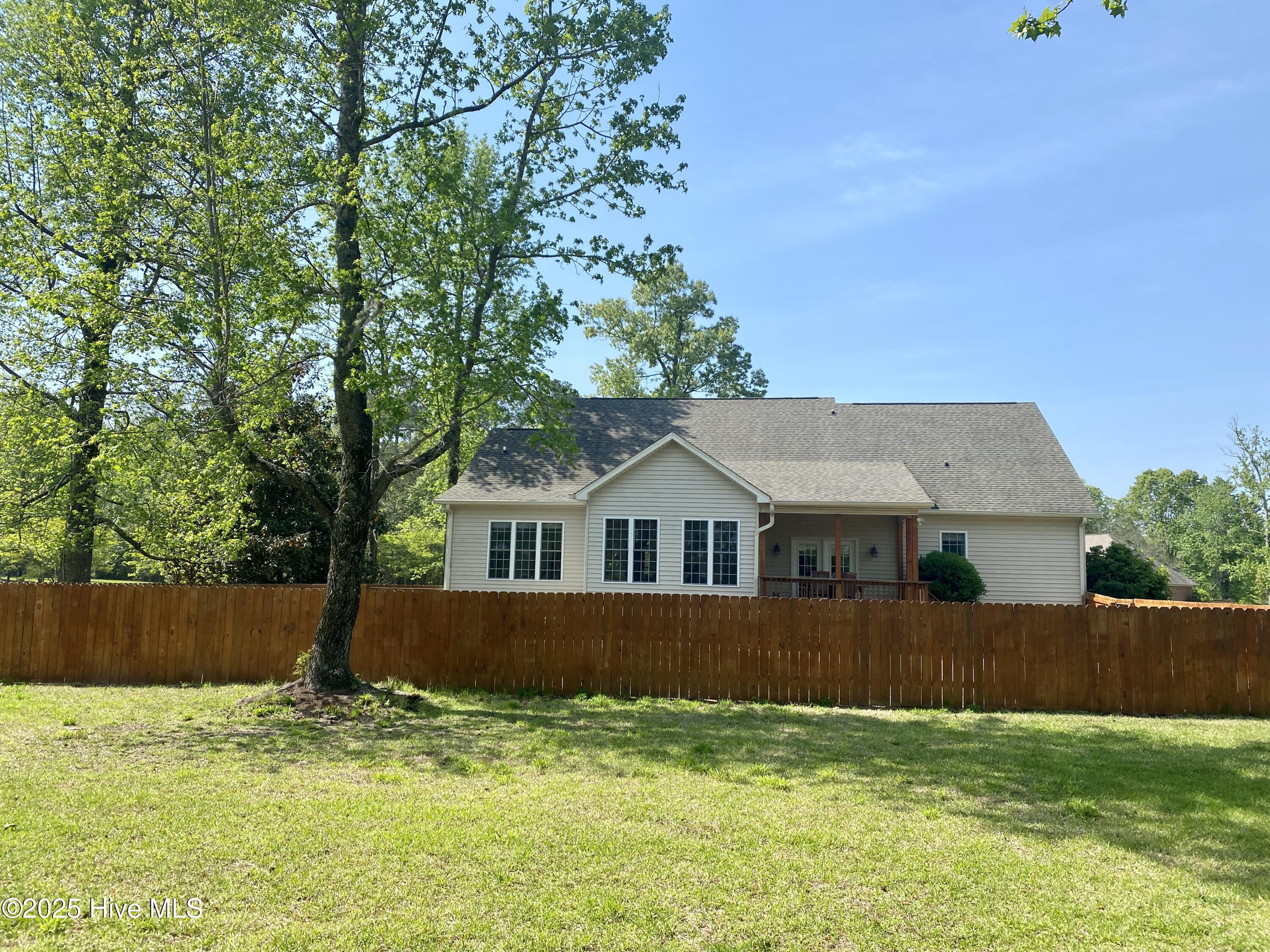 121 Evans Mill Road New Bern, NC 28562 - Photo 8 of 56 IMG_4716