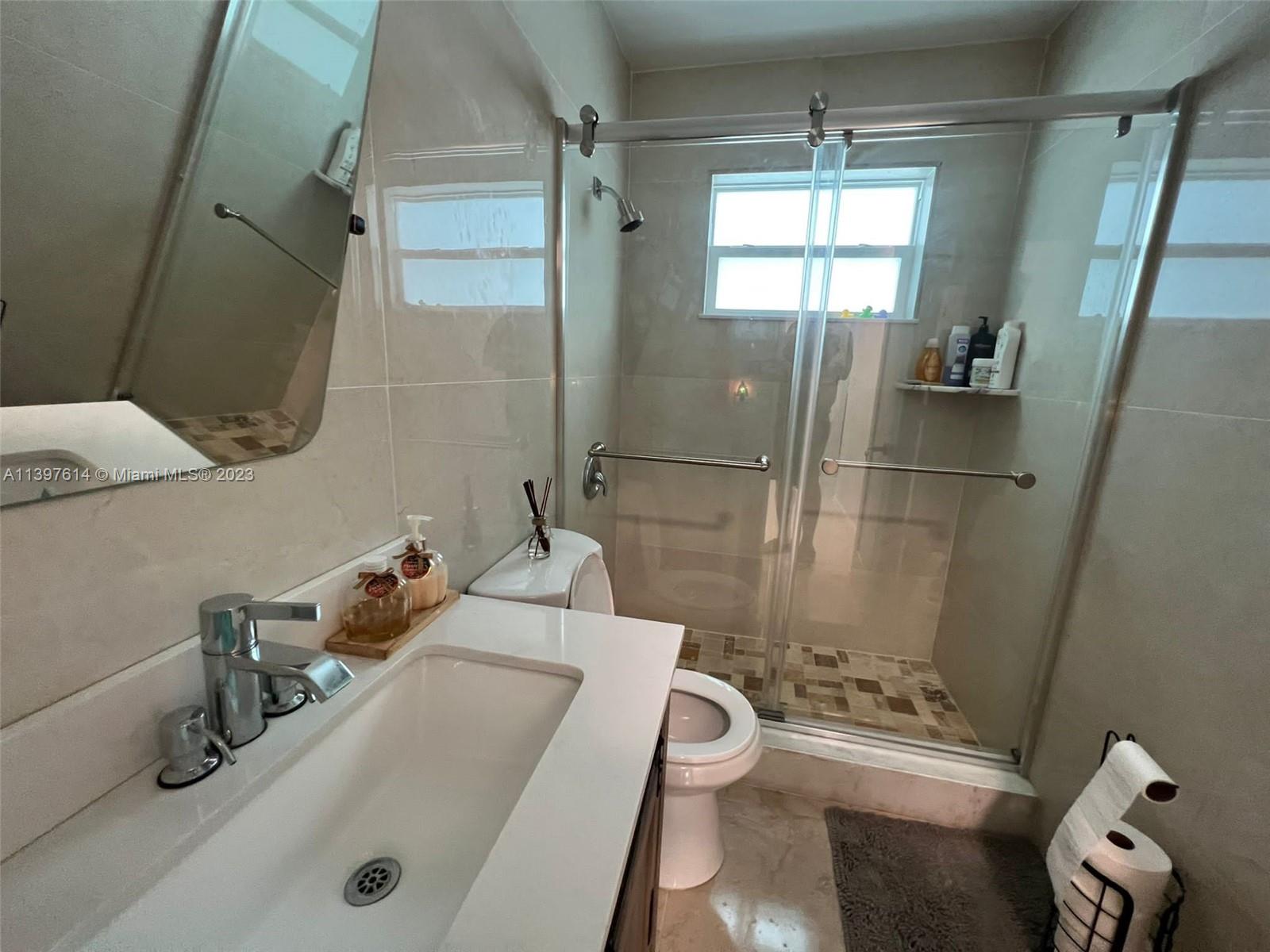 7610 Raleigh Street Hollywood, FL 33024 - Photo 16 of 32 Gallery Image 16
