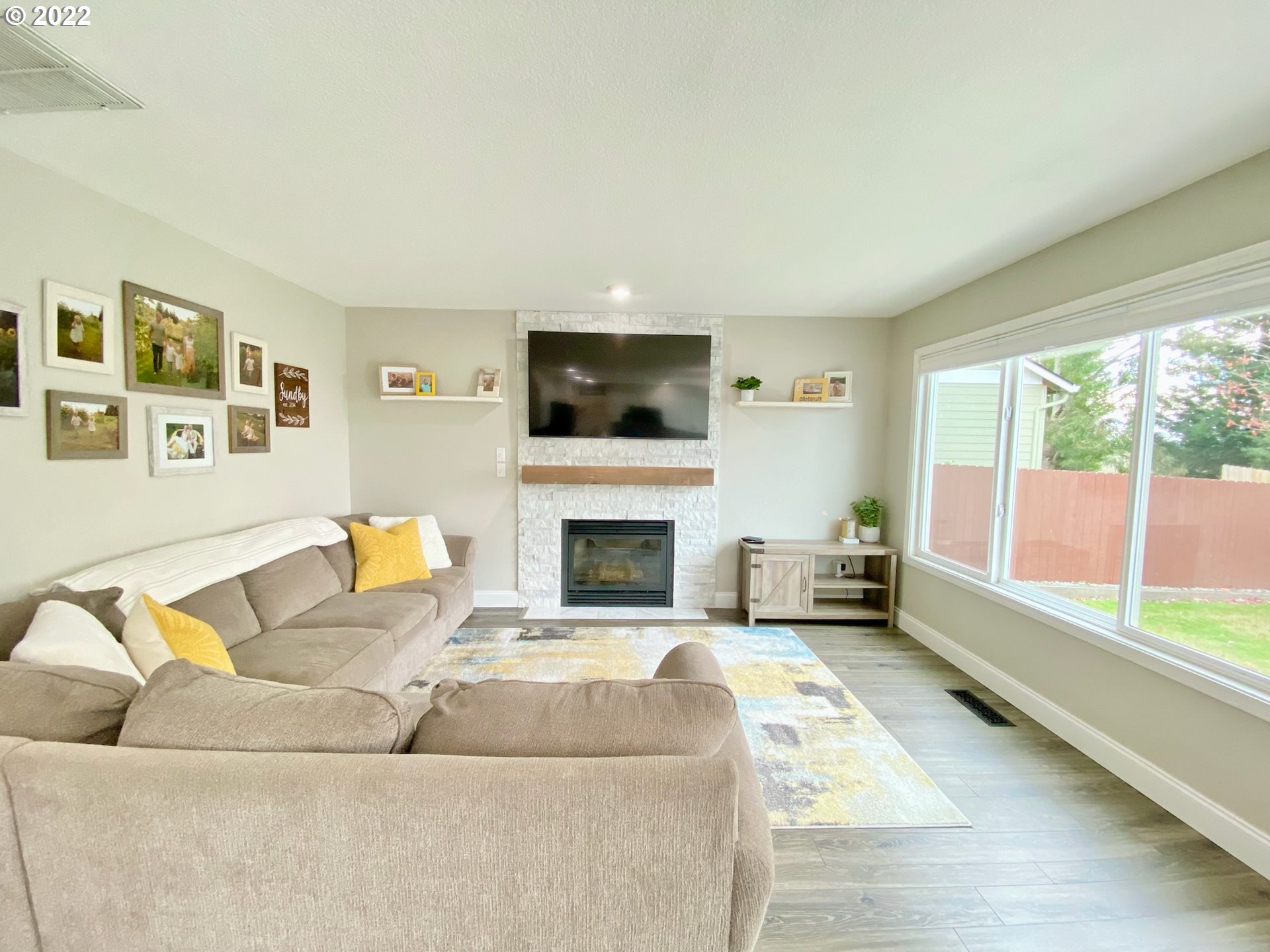 3641 Northwest Endicott Street Camas, WA 98607 - Photo 12 of 25 Great Room