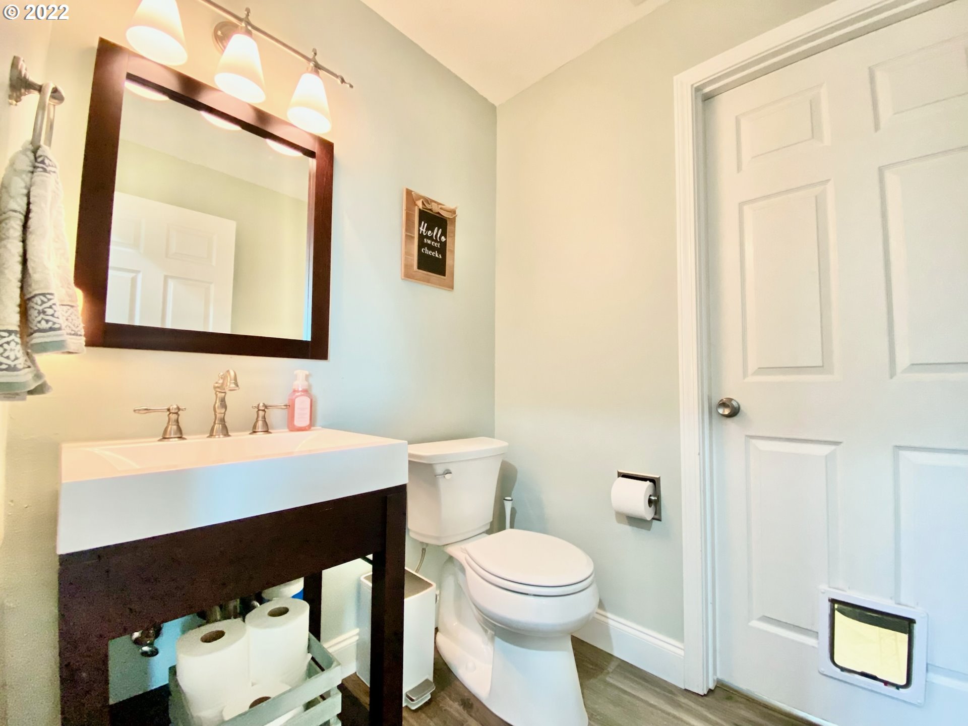 3641 Northwest Endicott Street Camas, WA 98607 - Photo 13 of 25 Bathroom