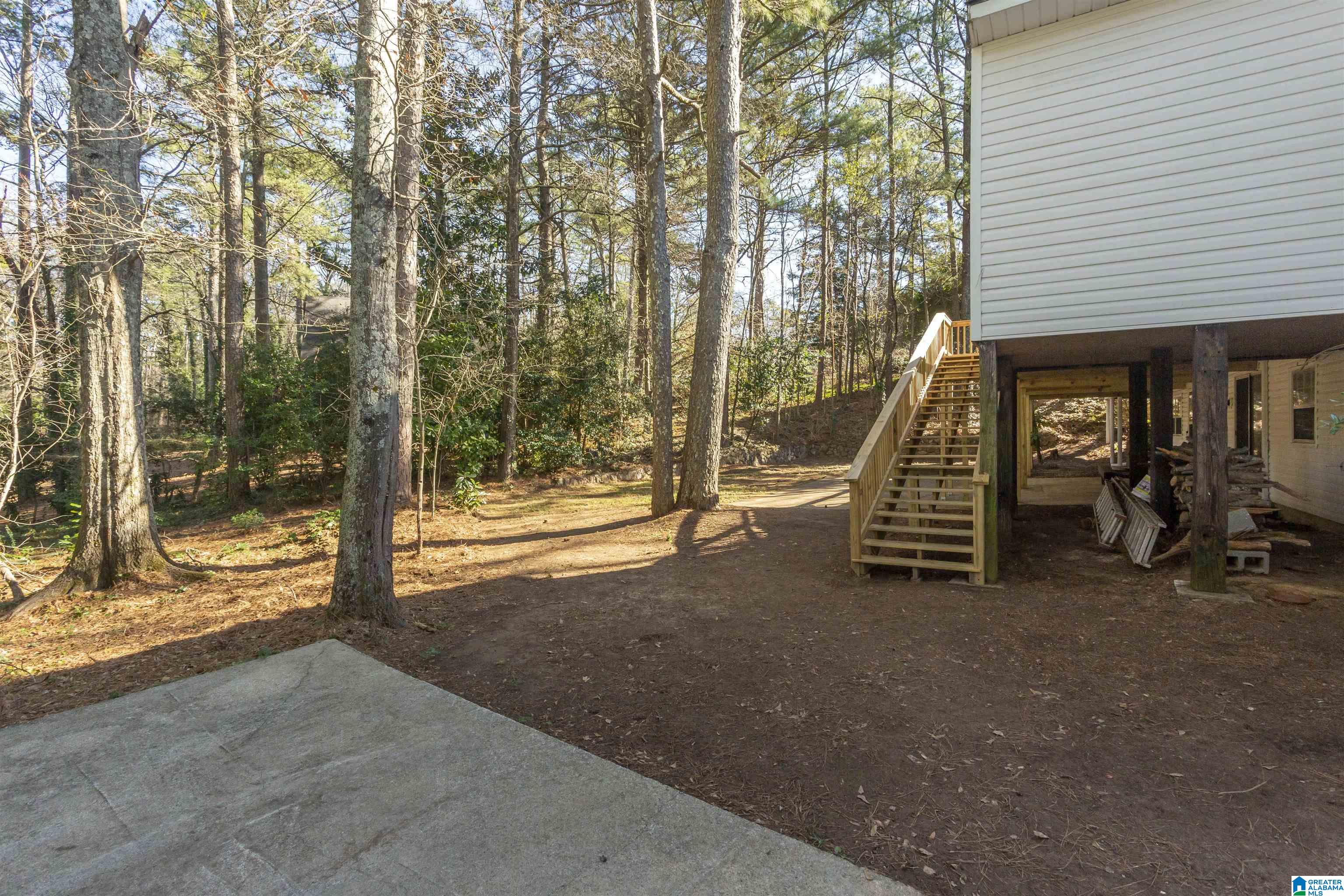 405 Hillyer High Road Anniston, AL 36207 - Photo 6 of 50