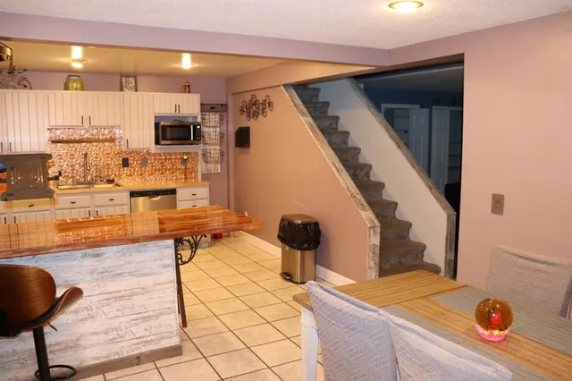 $199,500 | 223 North Hill Street, Fountain City, WI 54629