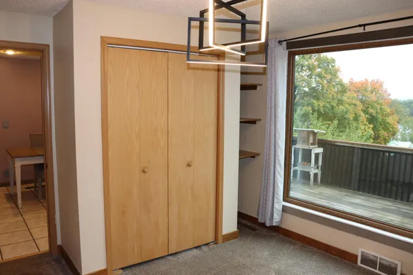 $199,500 | 223 North Hill Street, Fountain City, WI 54629