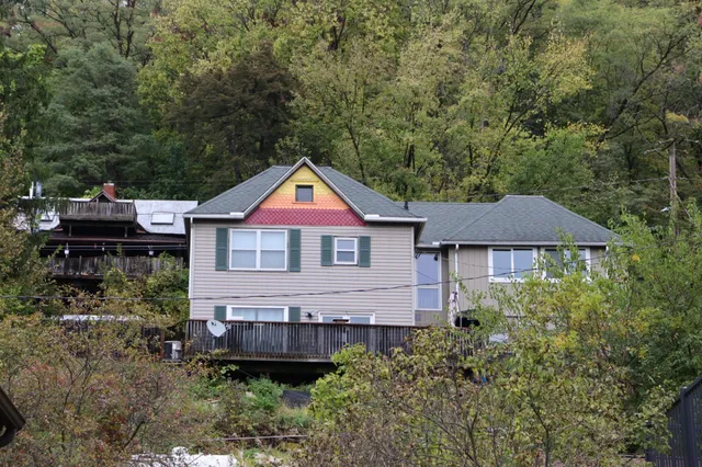 $199,500 | 223 North Hill Street, Fountain City, WI 54629