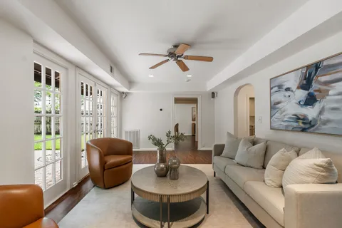 $1,250,000 | 4011 Villanova Street, West University Place, TX 77005