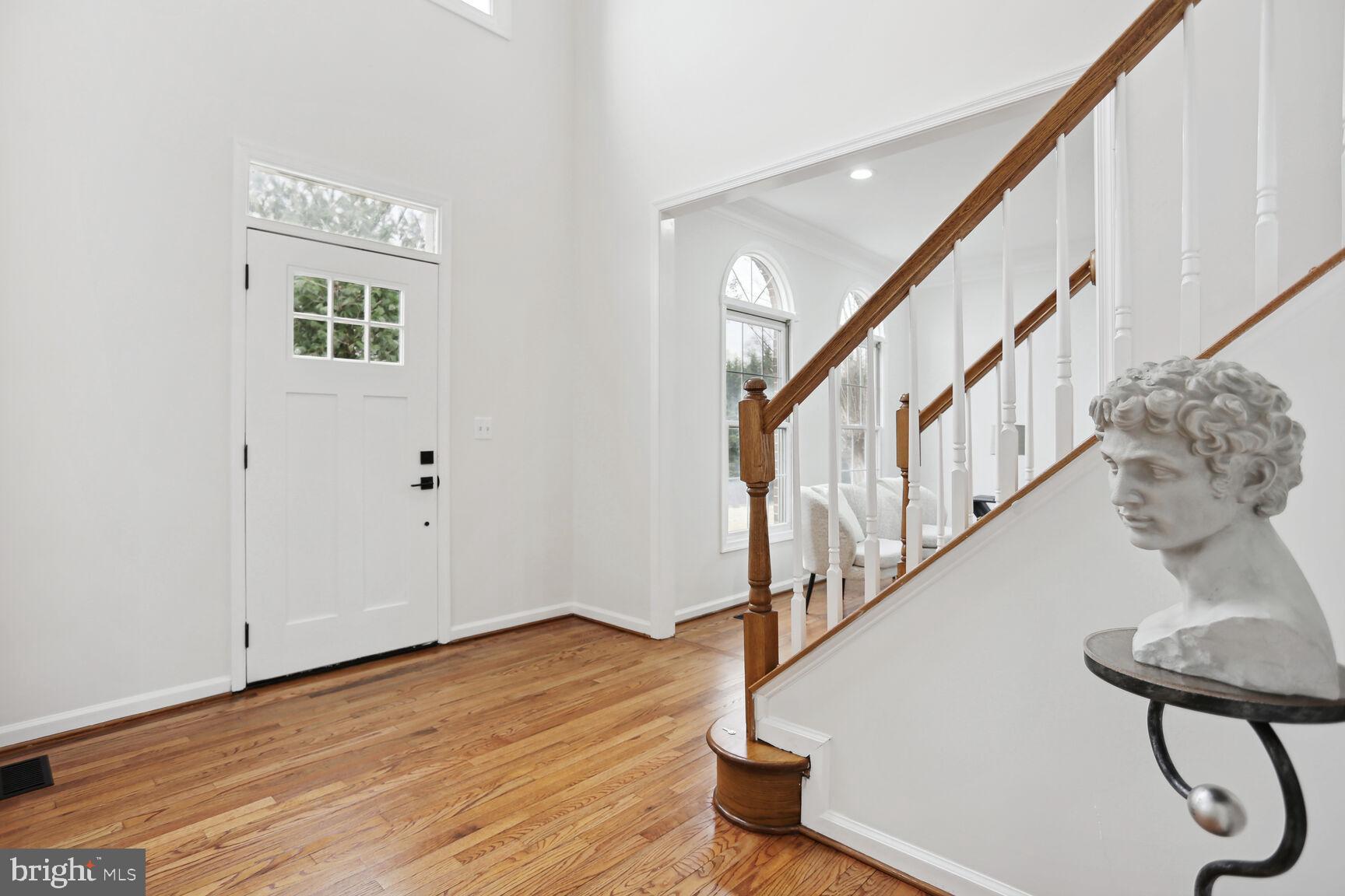 9501 Watkins Road Gaithersburg, MD 20882 - Photo 3 of 30 Gallery Image 3