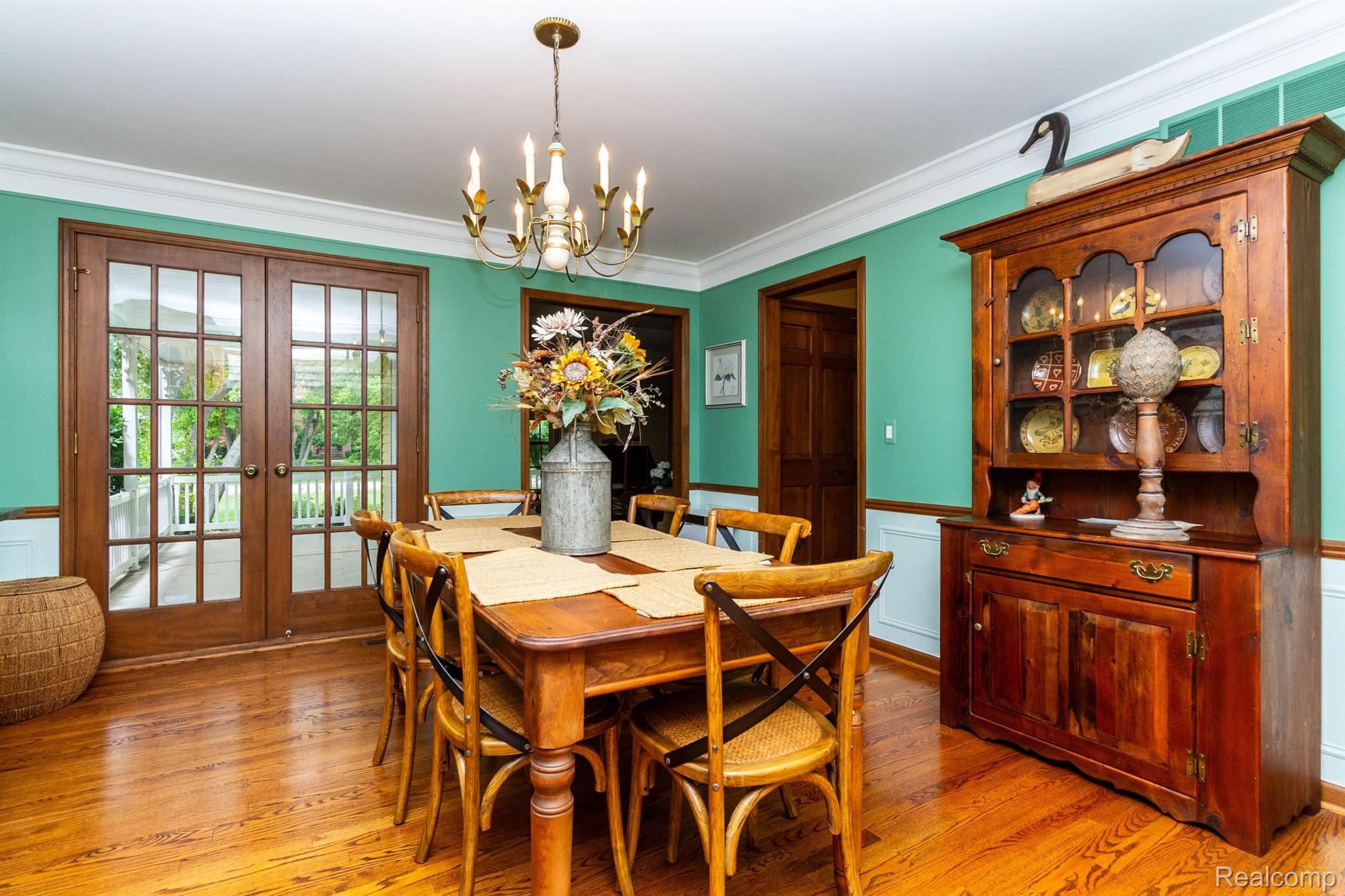 18159 Meridian Road Grosse Ile, MI 48138 - Photo 13 of 66 Gallery Image 13