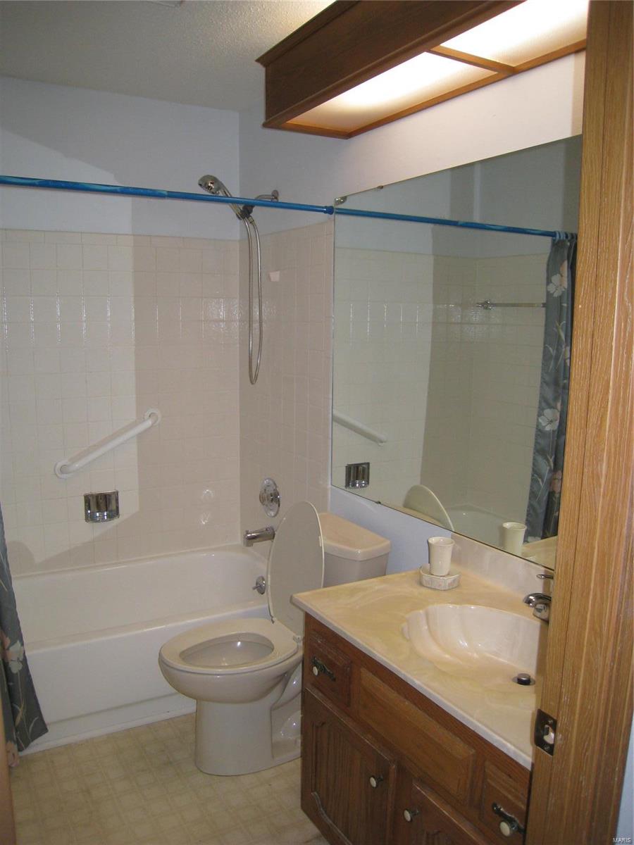 1723 Smizer Mill Road Fenton, MO 63026 - Photo 14 of 17 Gallery Image 14