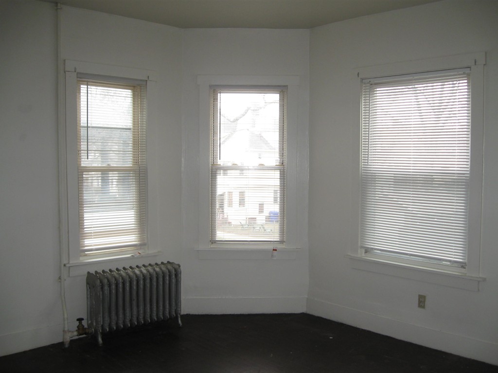 21 Pomona Street Springfield, MA 01108 - Photo 12 of 22 Gallery Image 12
