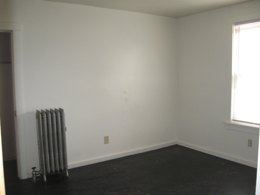 21 Pomona Street Springfield, MA 01108 - Photo 14 of 22 Gallery Image 14