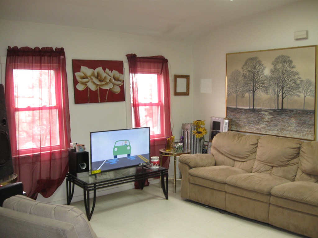 21 Pomona Street Springfield, MA 01108 - Photo 19 of 22 Gallery Image 19