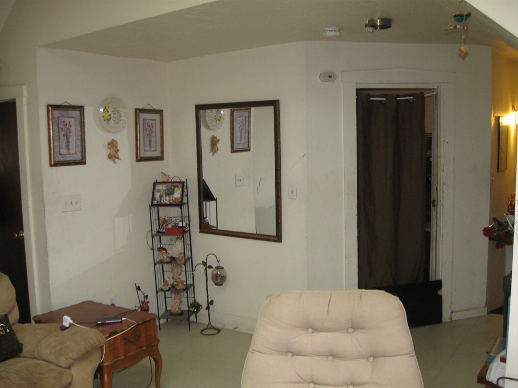 21 Pomona Street Springfield, MA 01108 - Photo 20 of 22 Gallery Image 20