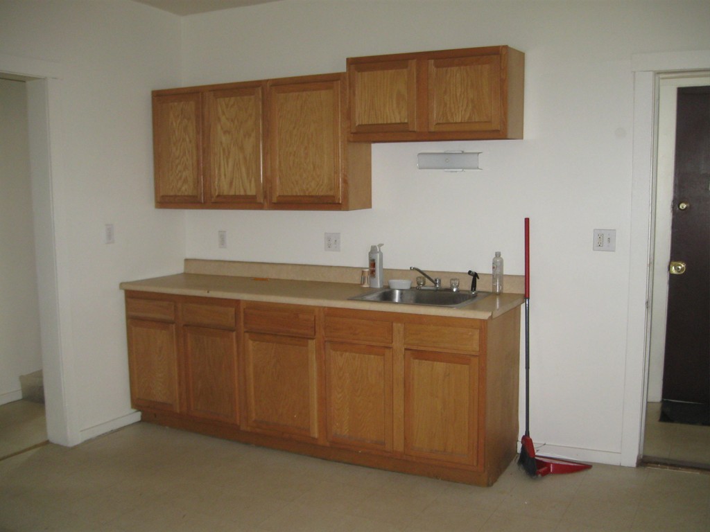 21 Pomona Street Springfield, MA 01108 - Photo 9 of 22 Gallery Image 9