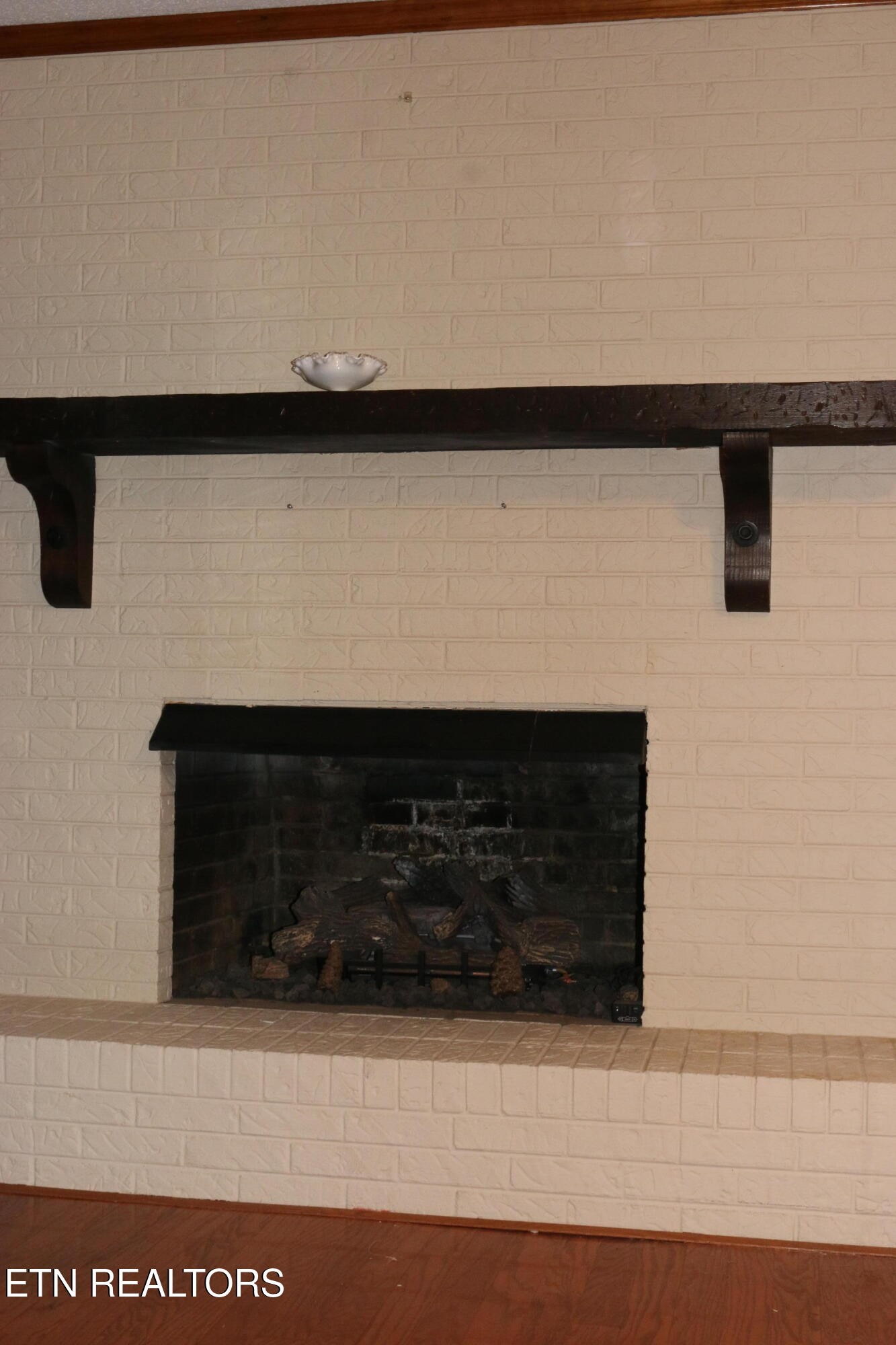 153 Vanderview Drive Seymour, TN 37865 - Photo 18 of 22 a close view of fireplace