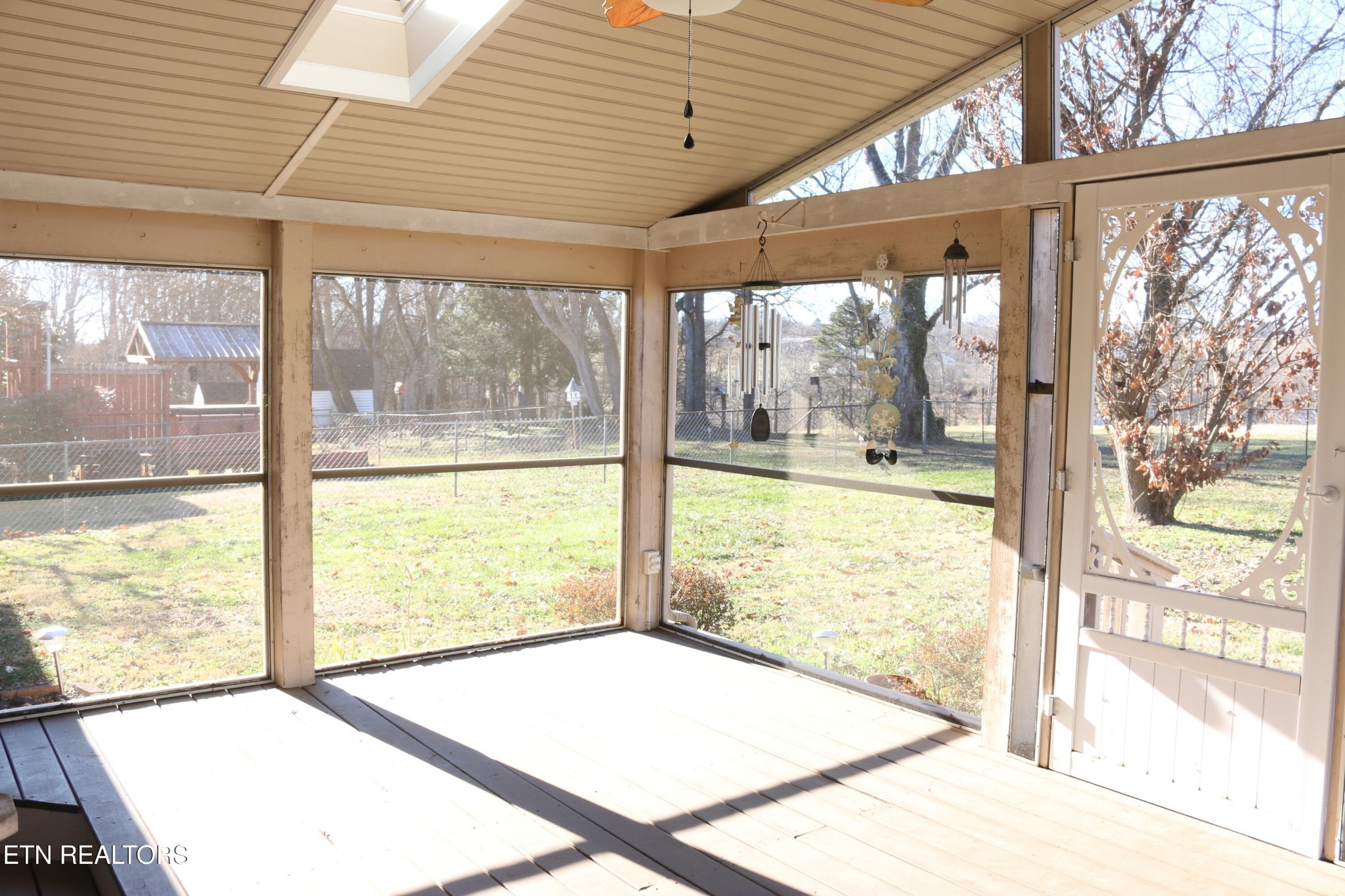 153 Vanderview Drive Seymour, TN 37865 - Photo 21 of 22 a view of an outdoor space and a back yard