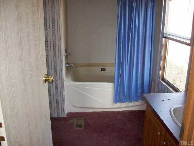 9180 Smart Road Oxford, NC 27565 - Photo 3 of 8