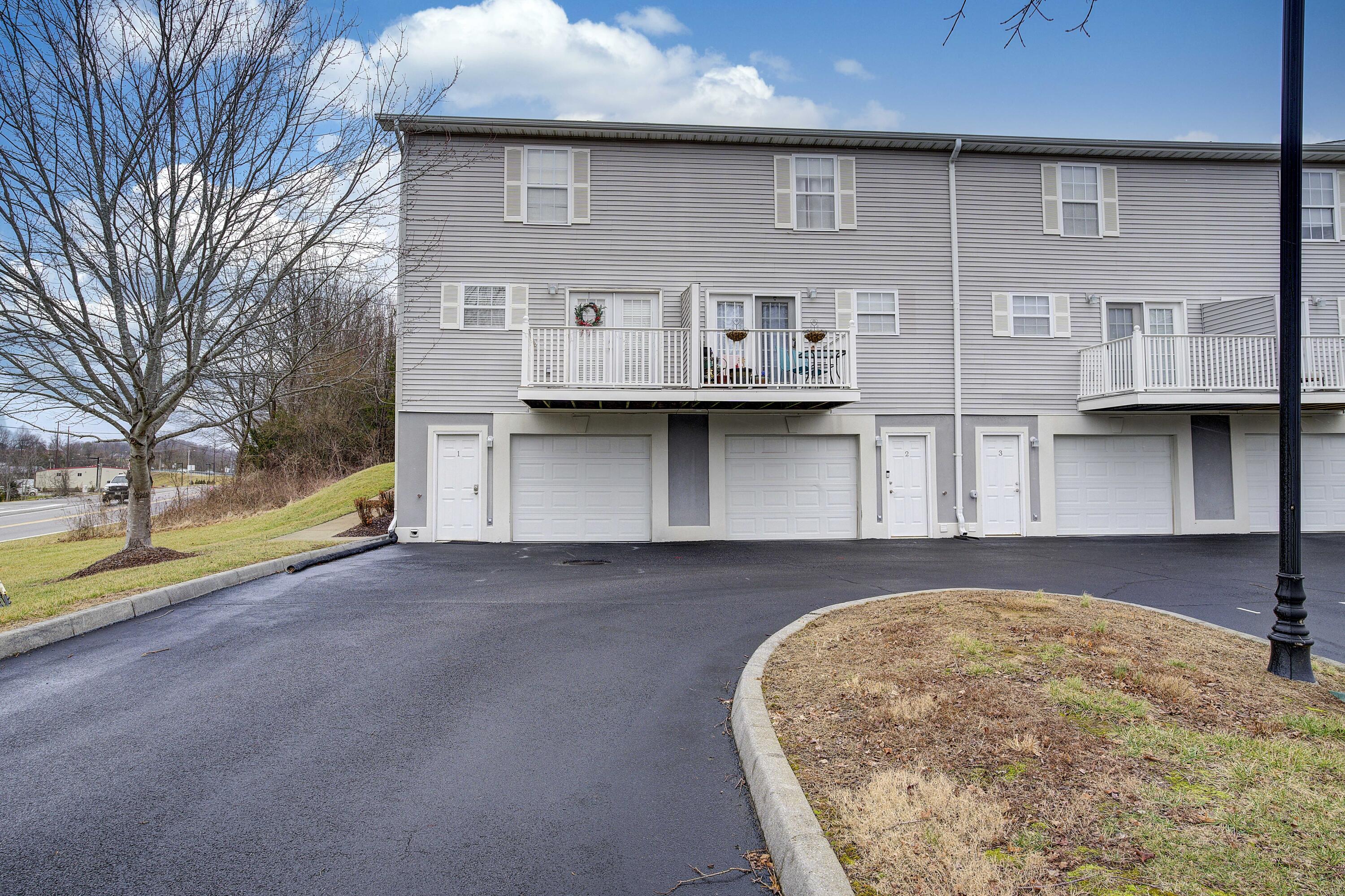 147 Old State Rte 34, Unit 1 Jonesborough, TN 37659 - Photo 3 of 28 OldState--1