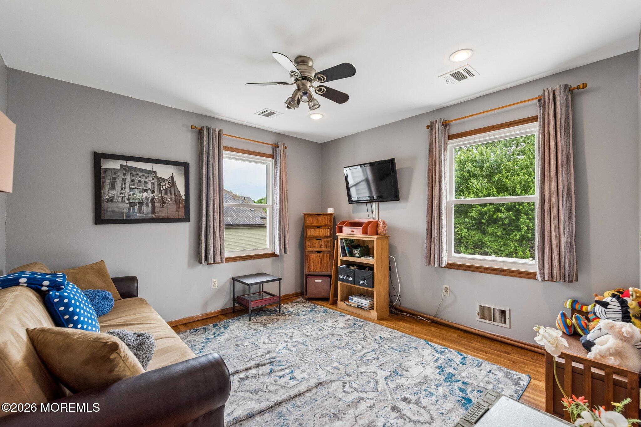 447 Sloping Hill Court Brick, NJ 08723 - Photo 20 of 34 009