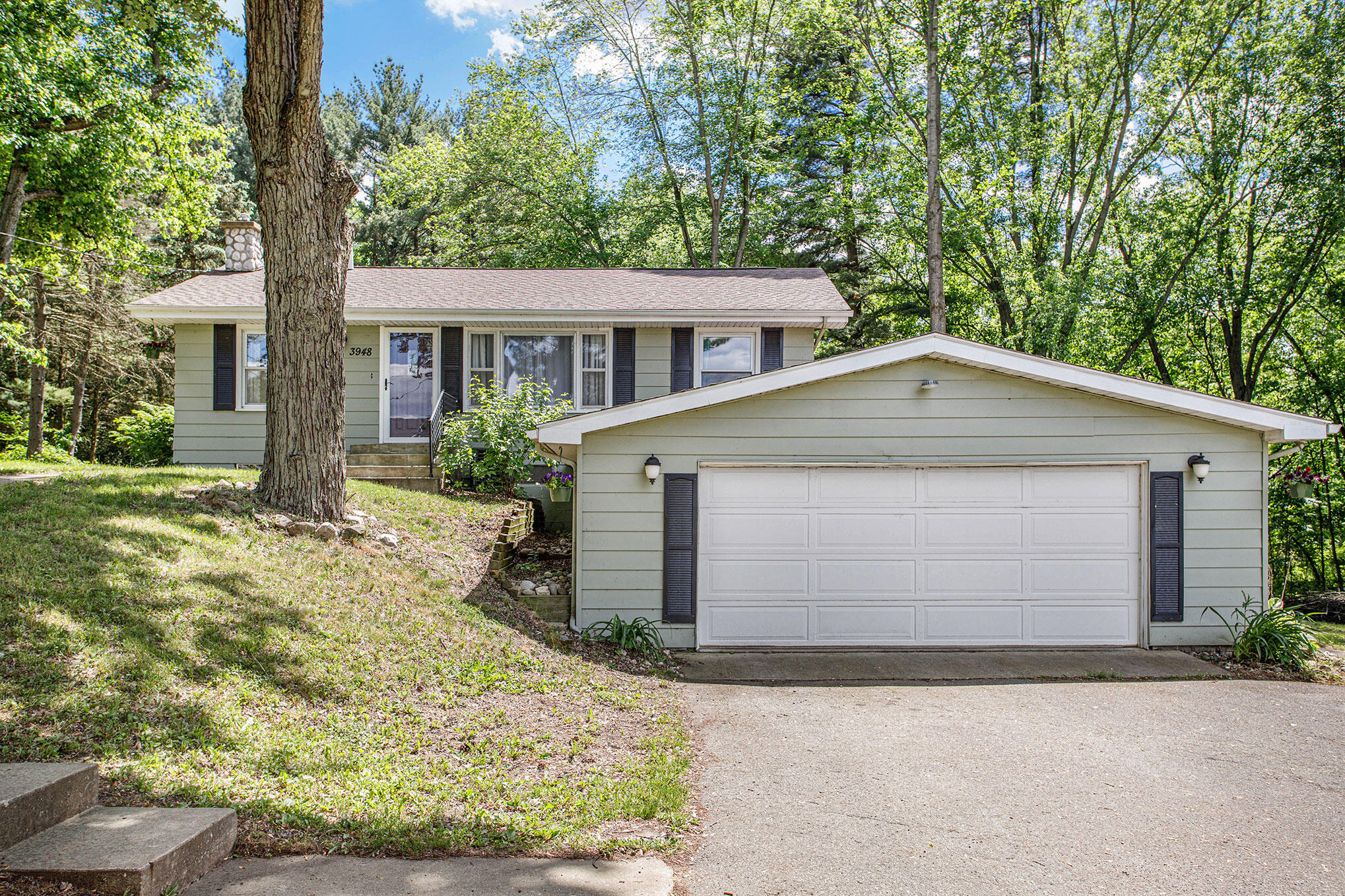 3948 Watkins Road Battle Creek, MI 49015 - Photo 1 of 39 DNG-1