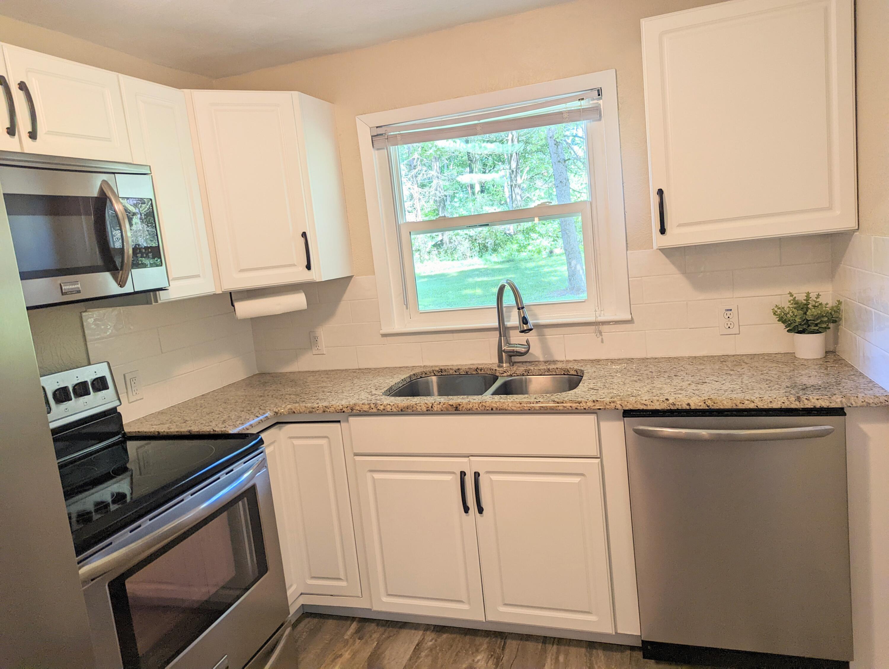 3948 Watkins Road Battle Creek, MI 49015 - Photo 17 of 39 PXL_20220607_195621708