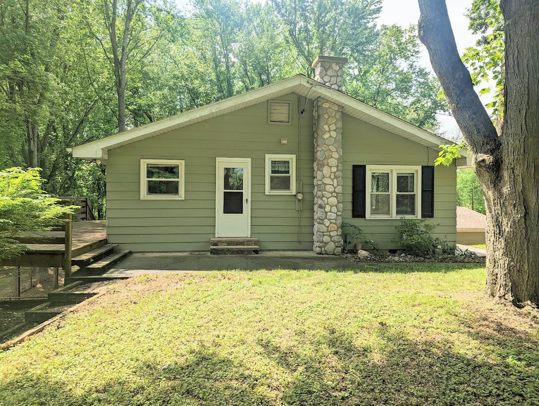 3948 Watkins Road Battle Creek, MI 49015 - Photo 4 of 39 PXL_20220601_192529595