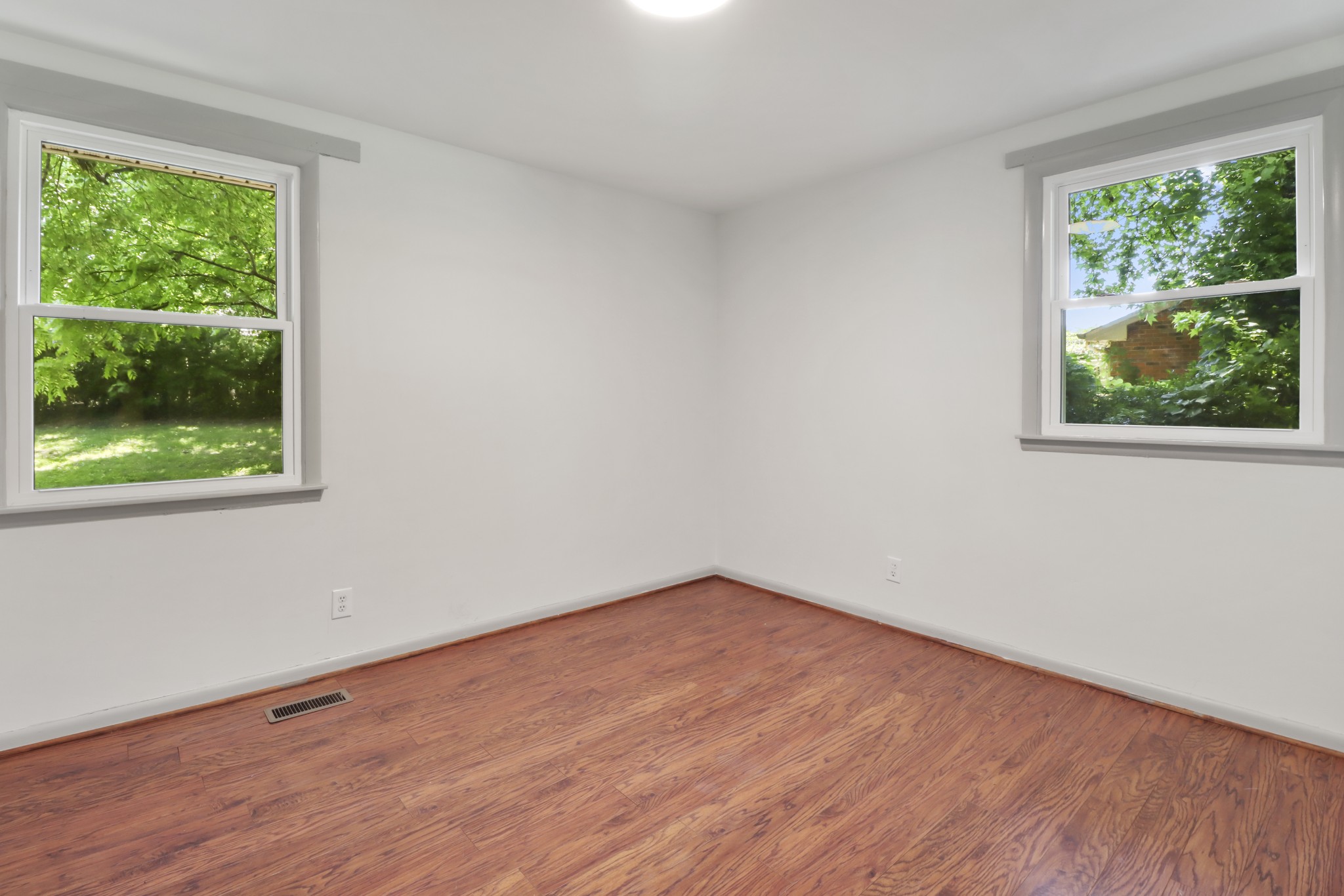4132 Allison Lane Springfield, TN 37172 - Photo 11 of 17 Gallery Image 11