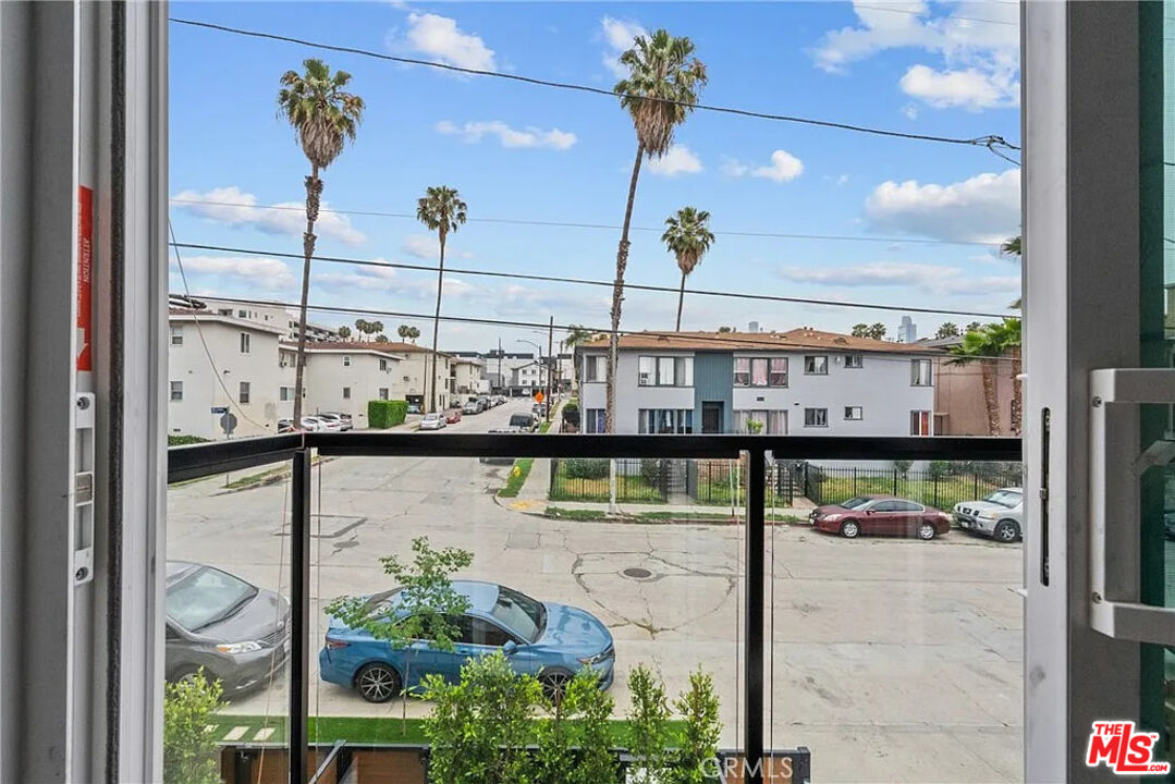 201 South Westlake Avenue, Unit 203 1/2 Los Angeles, CA 90057 - Photo 13 of 27 a view of a balcony